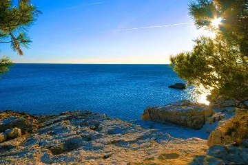 Air-Conditioned 4-Bedroom Villa in Koromačno