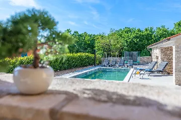 3-Bedroom Villa in Trget for 6 Guests