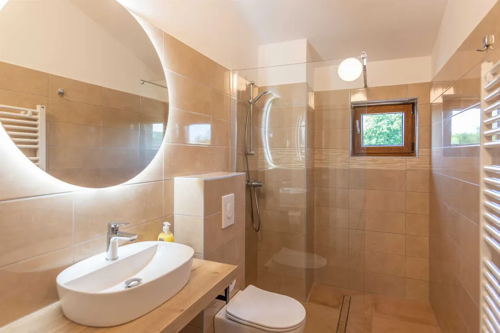 3-Bedroom Villa in Trget for 6 Guests