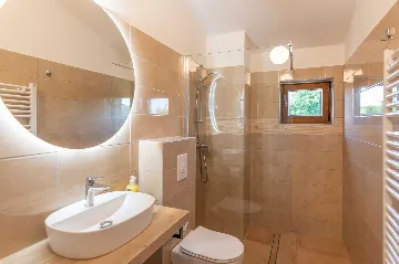 3-Bedroom Villa in Trget for 6 Guests