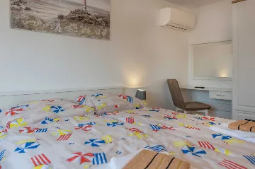 3-Bedroom Villa in Trget for 6 Guests