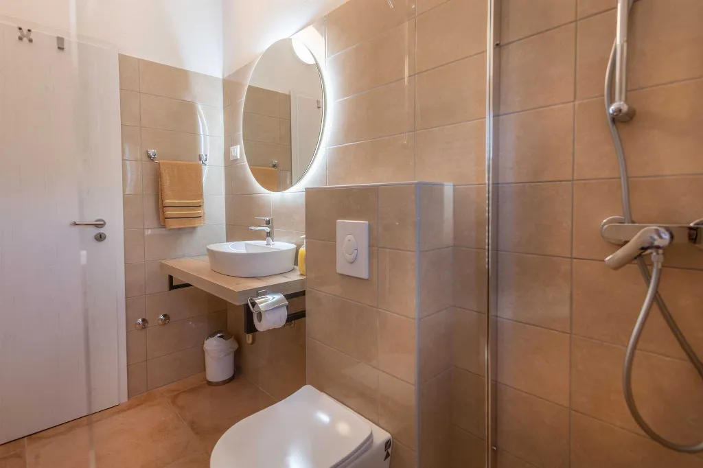 3-Bedroom Villa in Trget for 6 Guests