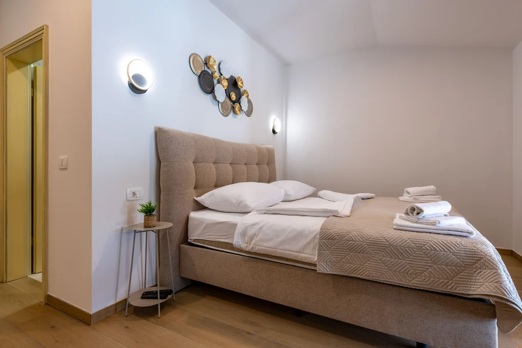 Spacious 5-Bedroom Villa in Gradisce