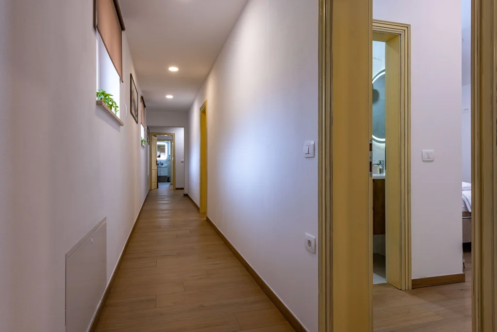 Spacious 5-Bedroom Villa in Gradisce