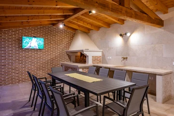 Spacious 5-Bedroom Villa in Gradisce