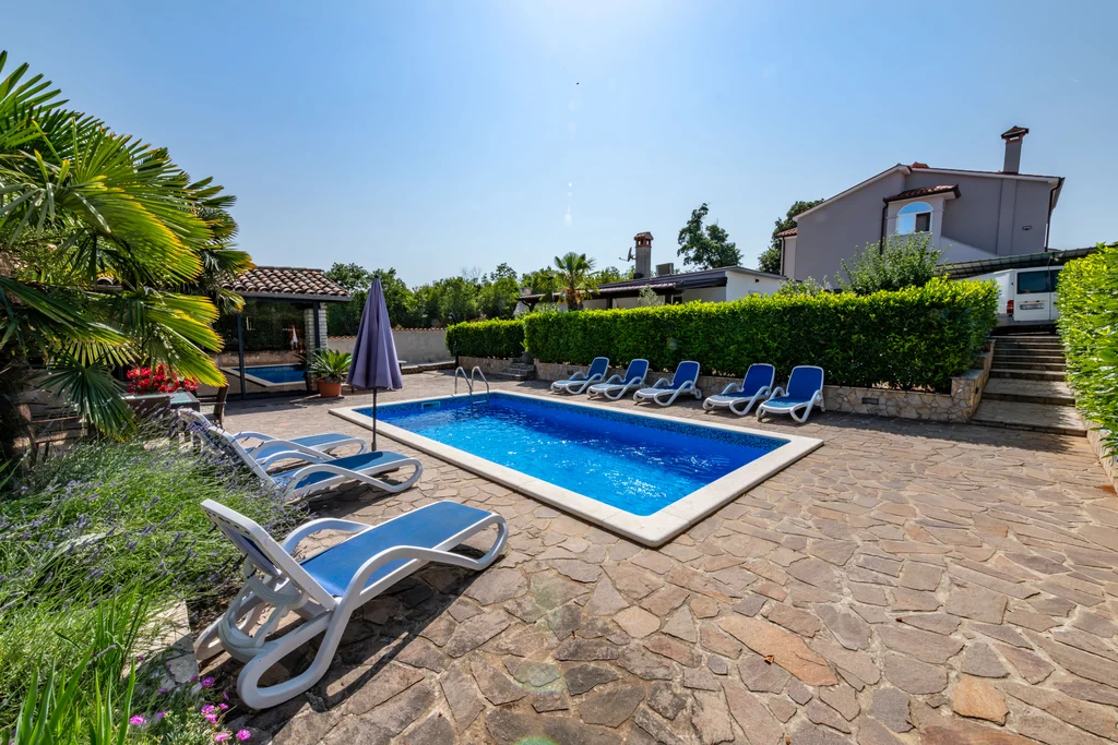4-Bedroom Villa in Labin for up to 9 Guests