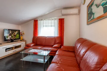 4-Bedroom Villa in Labin for up to 9 Guests