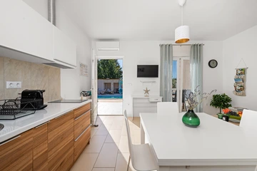 Apartment in Labin for up to 6 guests with Pool