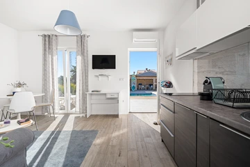 Apartment in Labin for up to 6 guests with Pool