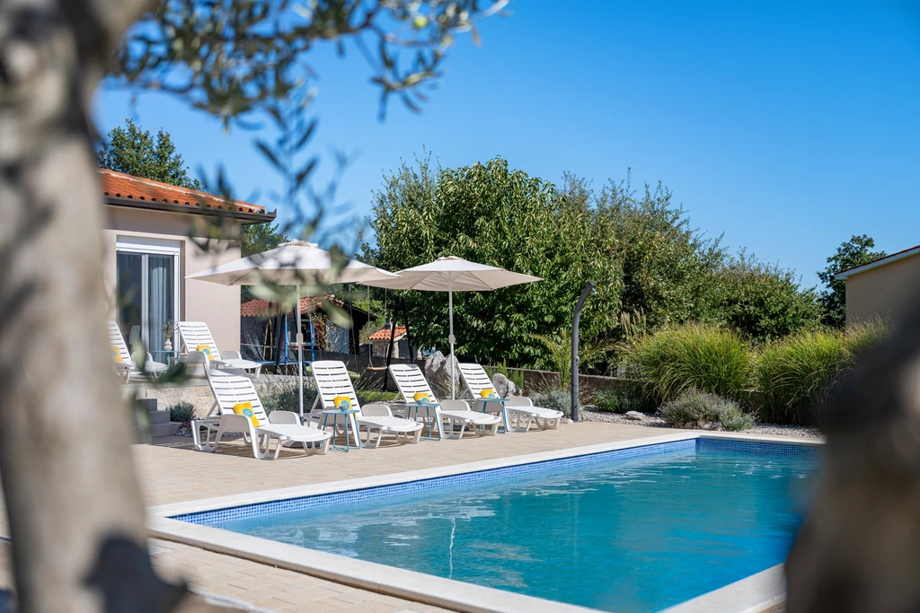 Apartment in Labin for up to 6 guests with Pool