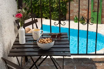 2-Bedroom Villa in Labin for 4 Guests