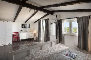 2-Bedroom Villa in Labin for 4 Guests