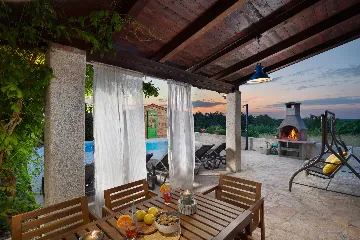 2-Bedroom Villa in Labin for 4 Guests