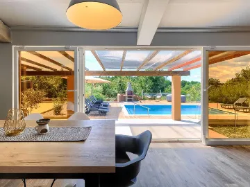 2-Bedroom Villa with Private Garden in Labin