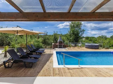 2-Bedroom Villa with Private Garden in Labin