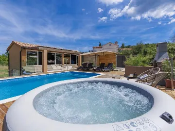 2-Bedroom Villa with Private Garden in Labin