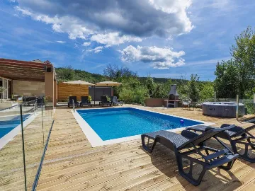 2-Bedroom Villa with Private Garden in Labin