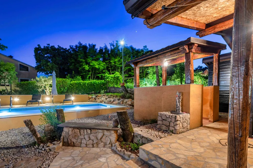 Air-Conditioned Villa with Private Pool near Labin