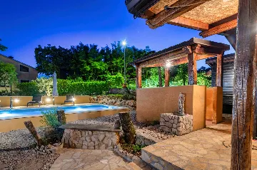 Air-Conditioned Villa with Private Pool near Labin