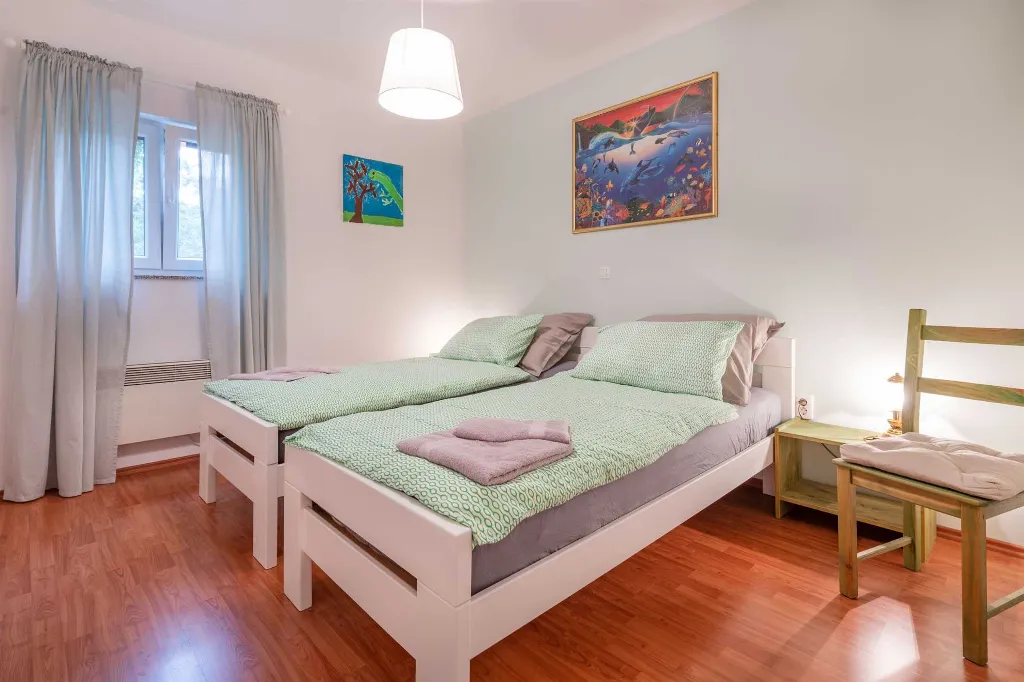 Air-Conditioned Villa with Private Pool near Labin