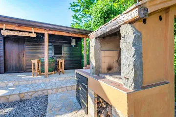 Air-Conditioned Villa with Private Pool near Labin