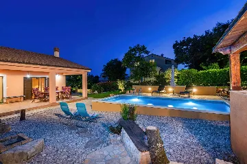 Air-Conditioned Villa with Private Pool near Labin