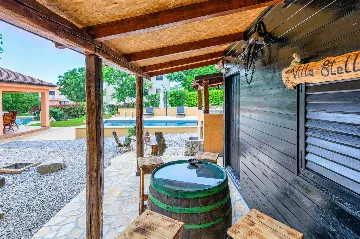 Air-Conditioned Villa with Private Pool near Labin