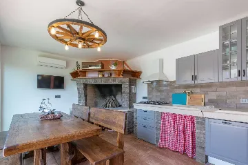 4-Bedroom Villa in Labin for 8 Guests