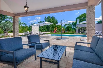 4-Bedroom Villa in Labin for 8 Guests