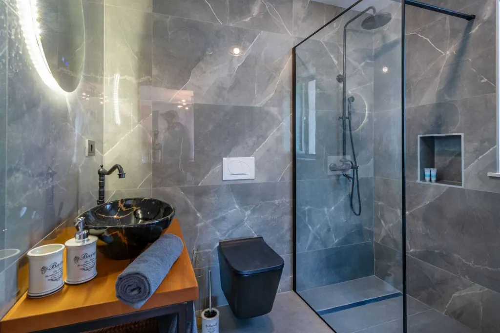 4-Bedroom Villa in Labin for 8 Guests