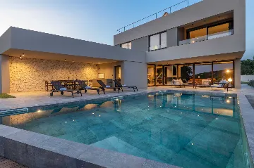 Banjole Villa with Pool for 10 Guests