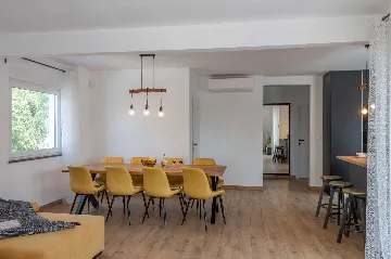 Villa in Svetvinčenat with Private Pool (8 Guests)