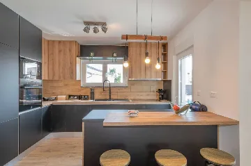 Villa in Svetvinčenat with Private Pool (8 Guests)