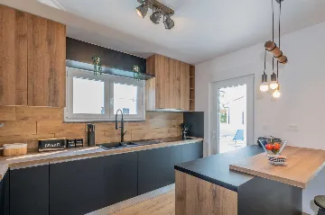 Villa in Svetvinčenat with Private Pool (8 Guests)