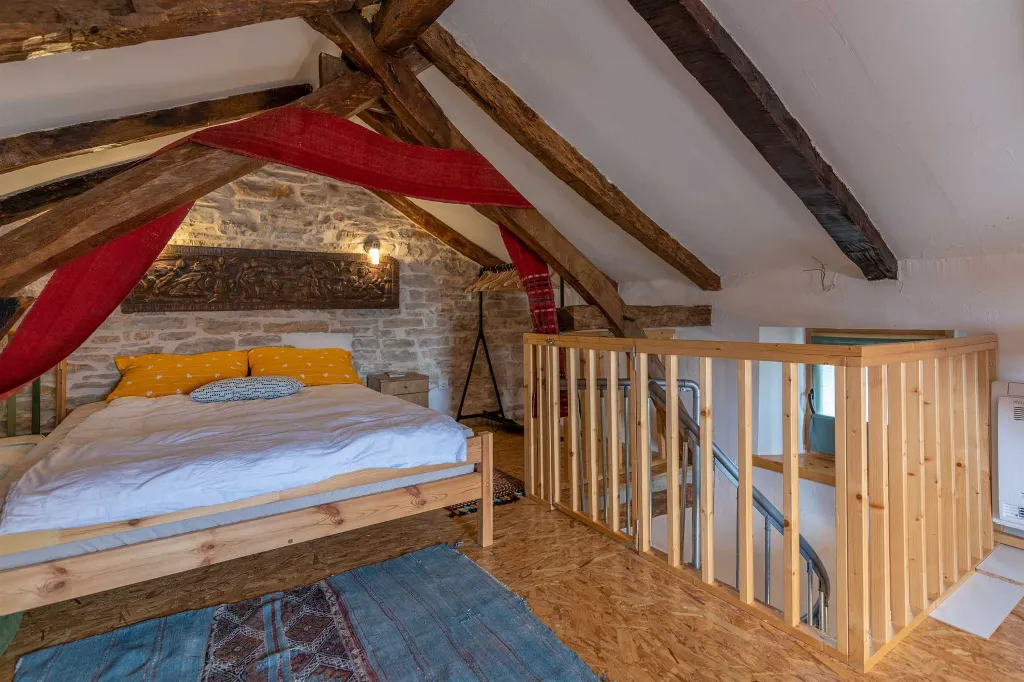 3-Bedroom House in Pazin with Heated Pool