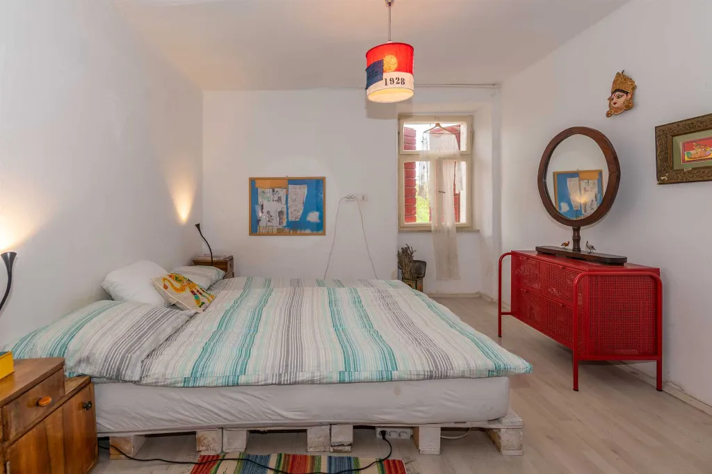 3-Bedroom House in Pazin with Heated Pool