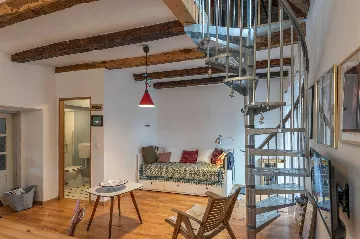 3-Bedroom House in Pazin with Heated Pool