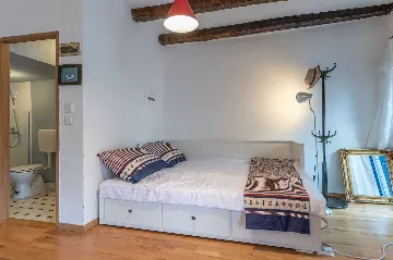 3-Bedroom House in Pazin with Heated Pool