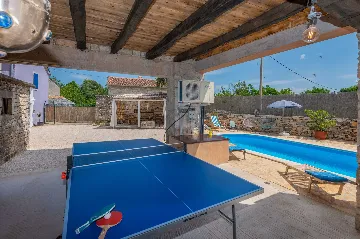 3-Bedroom House in Pazin with Heated Pool