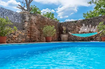 3-Bedroom House in Pazin with Heated Pool