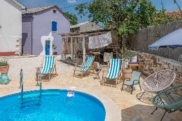 3-Bedroom House in Pazin with Heated Pool