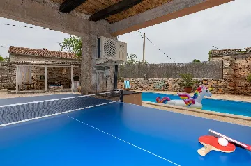 3-Bedroom House in Pazin with Heated Pool