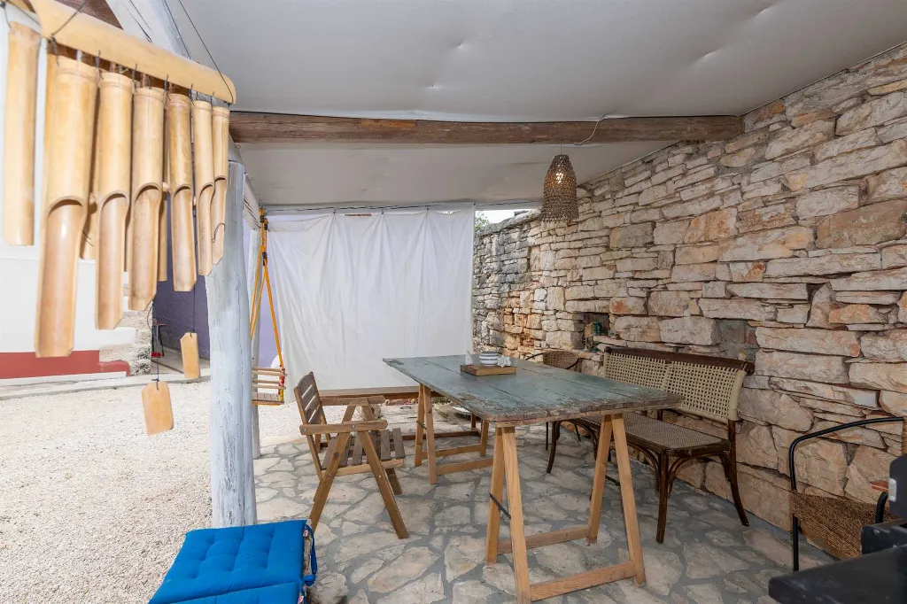 3-Bedroom House in Pazin with Heated Pool