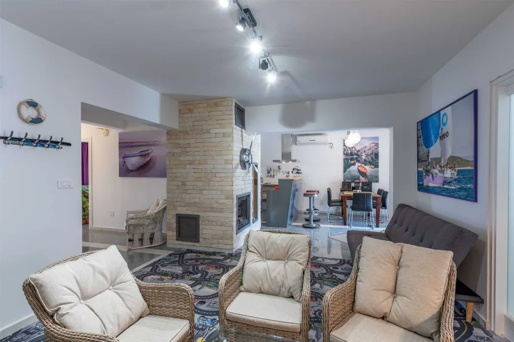Ground-Floor Apartment in Vinkuran for 3 Guests