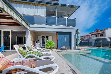 Ground-Floor Apartment in Vinkuran for 3 Guests