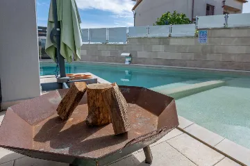 Ground-Floor Apartment in Vinkuran for 3 Guests