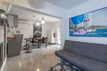 Ground-Floor Apartment in Vinkuran for 3 Guests