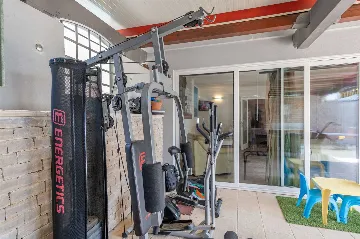 Ground-Floor Apartment in Vinkuran for 3 Guests