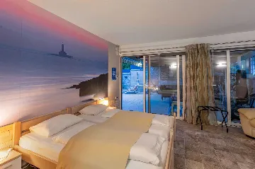 Ground-Floor Apartment in Vinkuran for 3 Guests