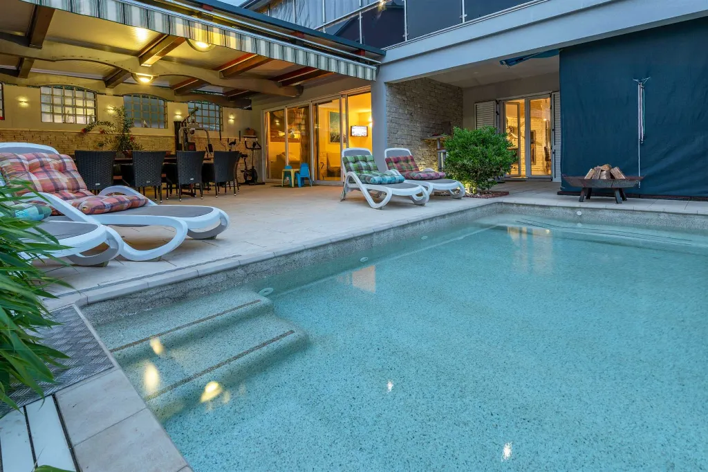 Ground-Floor Apartment in Vinkuran for 3 Guests